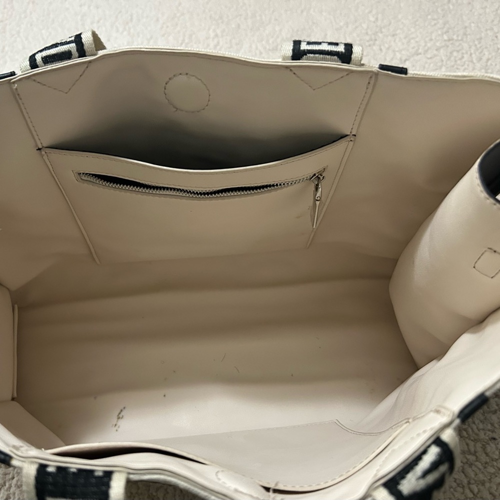Steve Madden Black and Cream Logo Tote - Picture 5 of 10